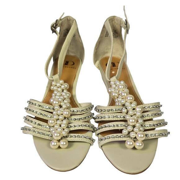 Kelsi Dagger Rhinestone and Pearls Sandals Sz 8.5 - Picture 3 of 6